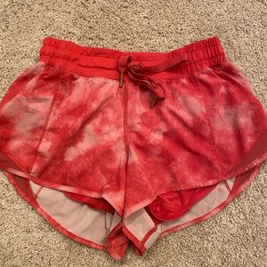 Lululemon hottie hot shorts! Size 6 but fits a S or Xs.